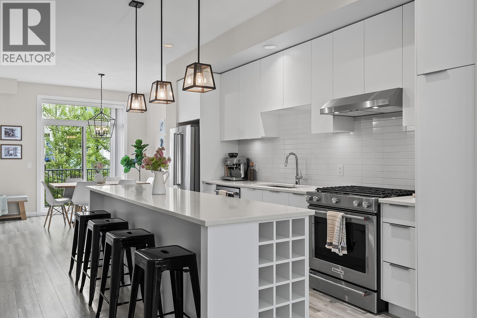 #18 170 Celano Crescent - 22