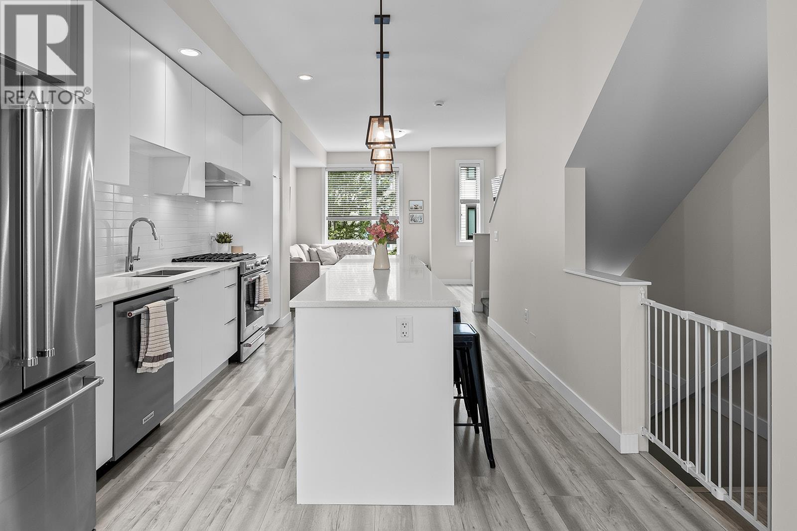 #18 170 Celano Crescent - 27