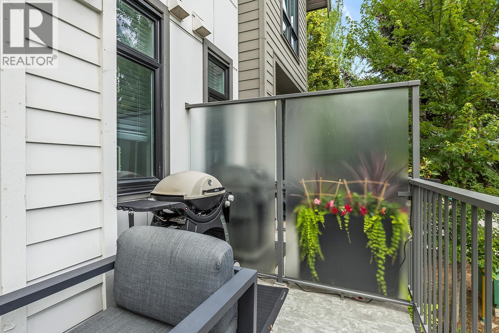 #18 170 Celano Crescent - 33