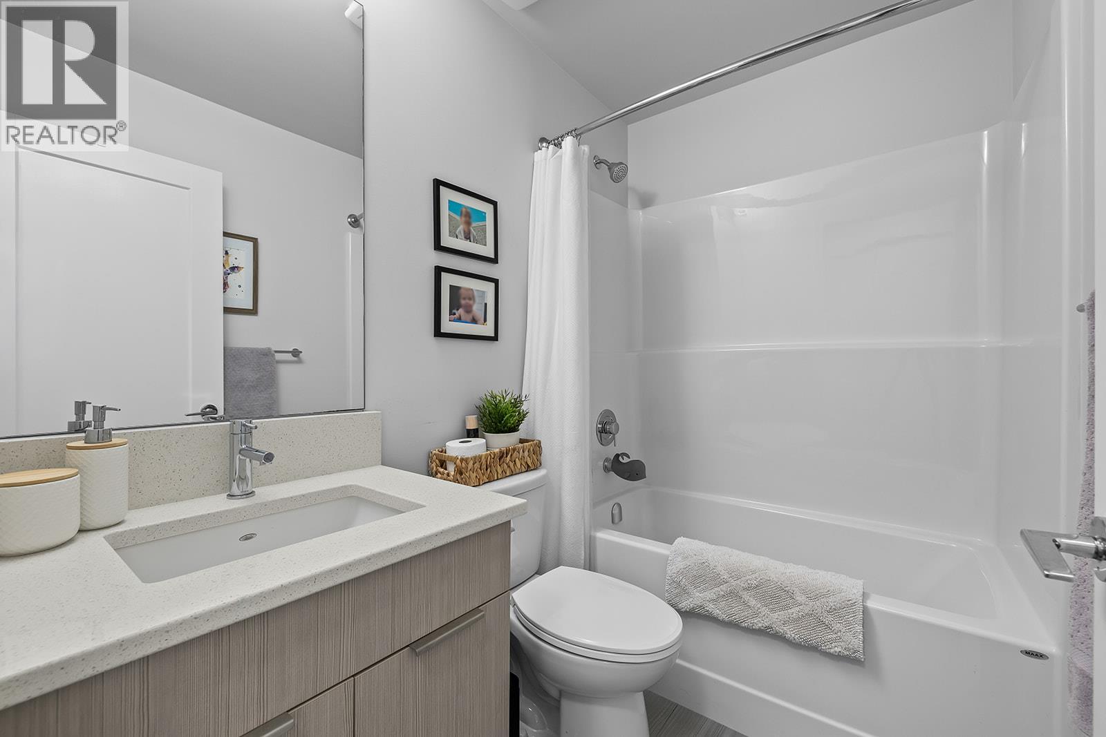 #18 170 Celano Crescent - 49