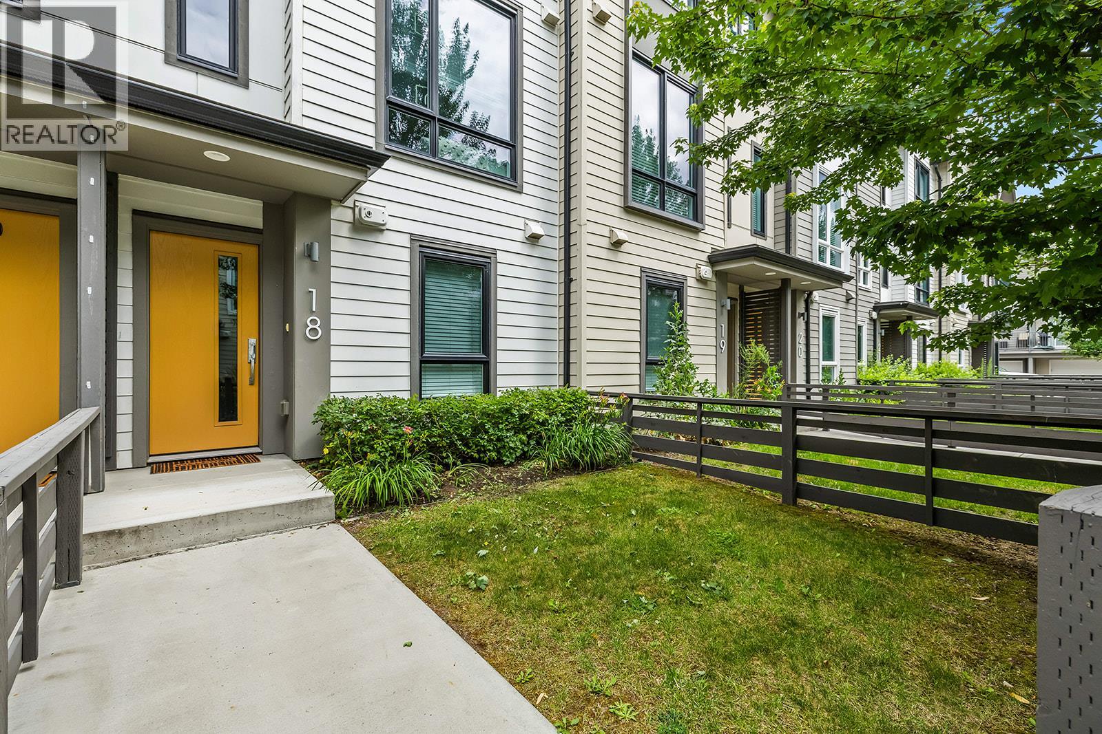 #18 170 Celano Crescent - 5
