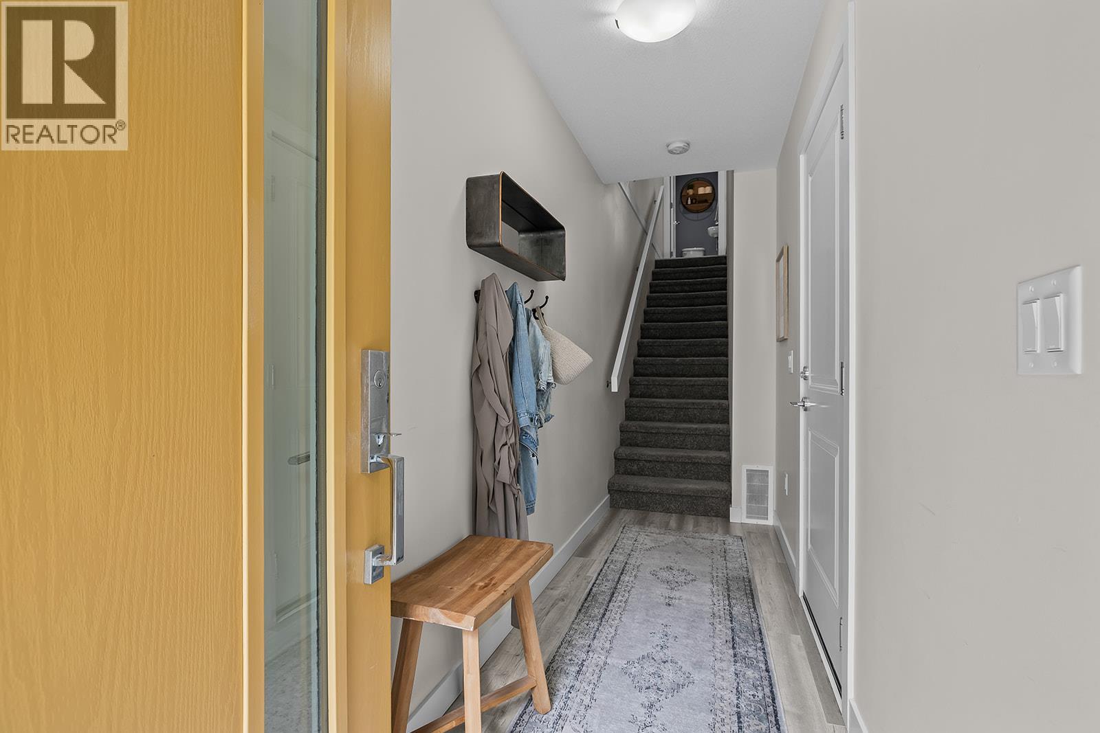 #18 170 Celano Crescent - 52
