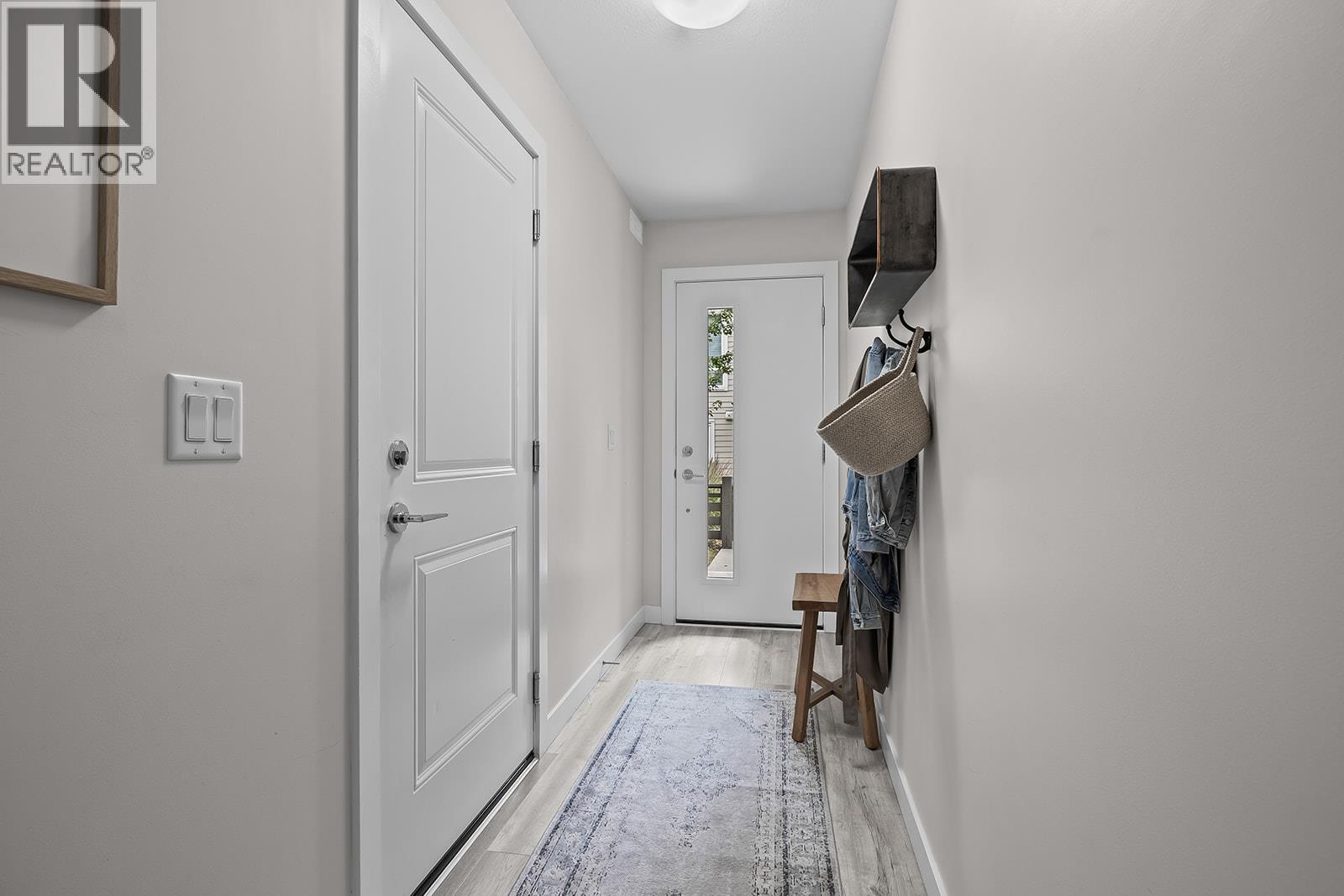 #18 170 Celano Crescent - 53