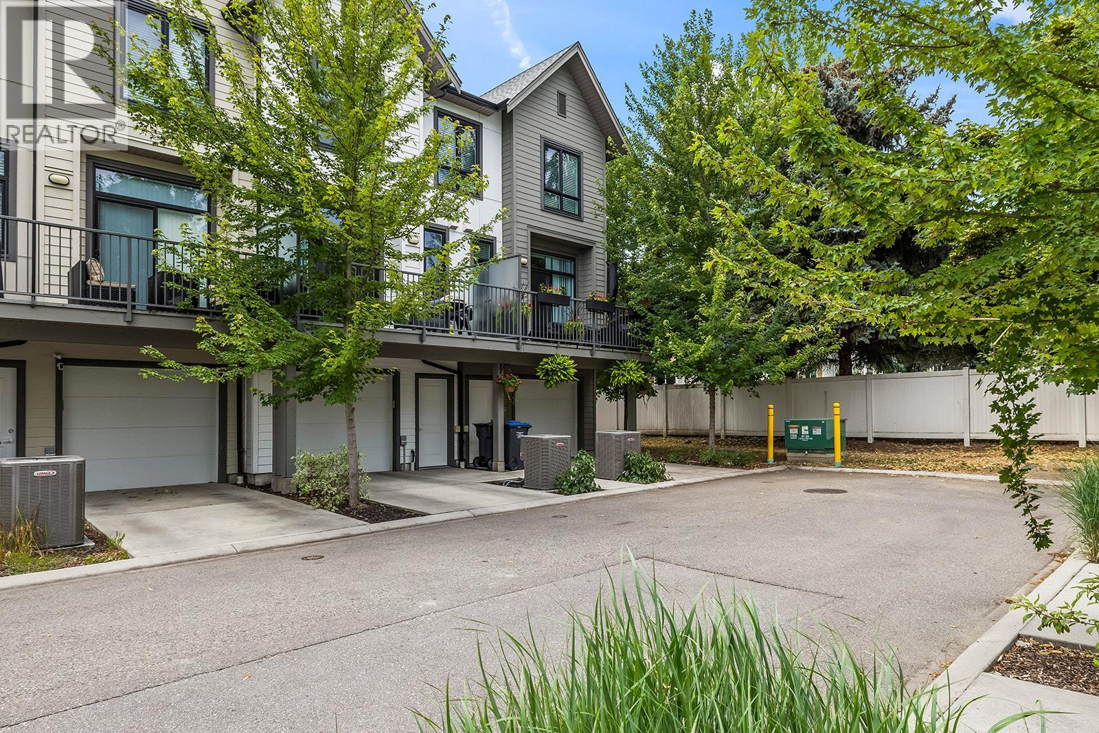 #18 170 Celano Crescent - 8