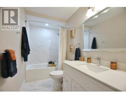 Laundry room - 16 Caribbean Drive, Wasaga Beach, ON L9Z2W3 Photo 11