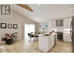 16 Caribbean Drive, Wasaga Beach, ON L9Z2W3 Photo 15