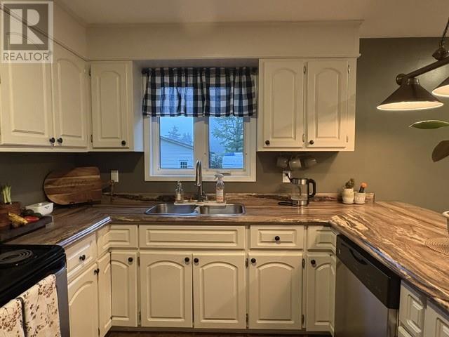 5 ALDER Avenue - 16
