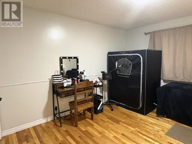5 ALDER Avenue - 33