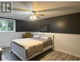5 Alder Avenue thumbnail 40
