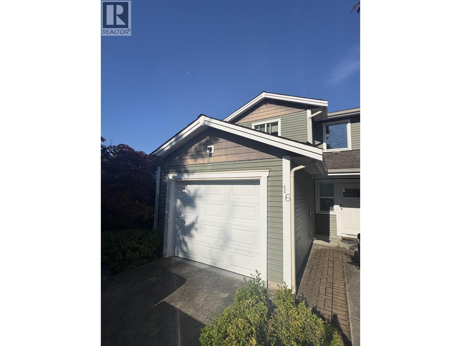 16 624 SHAW ROAD, Gibsons