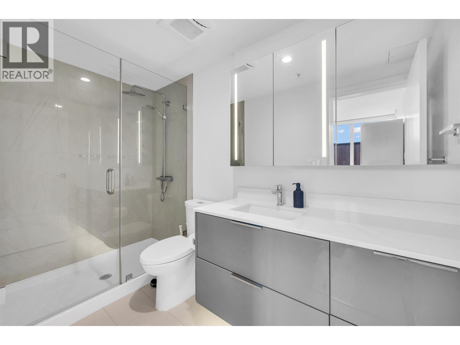 501 1471 HUNTER STREET, North Vancouver