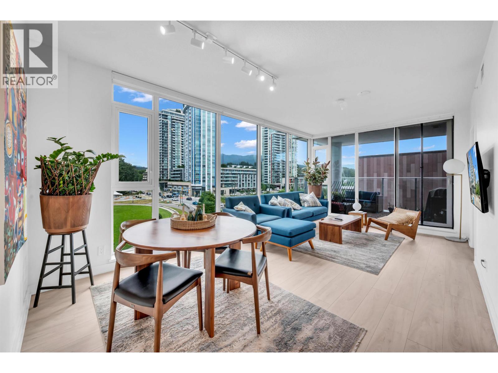 501 1471 HUNTER STREET, North Vancouver