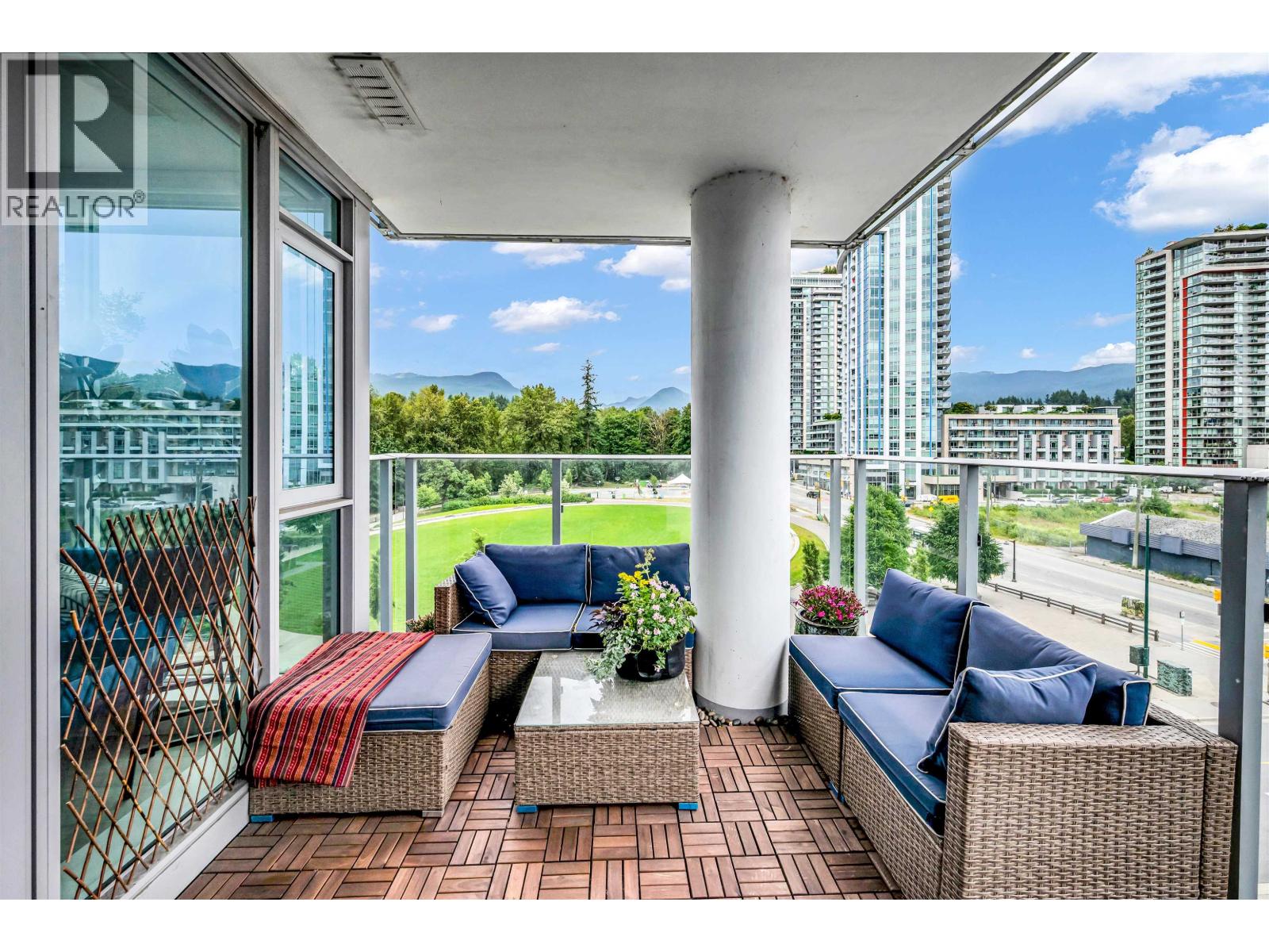 501 1471 HUNTER STREET, North Vancouver