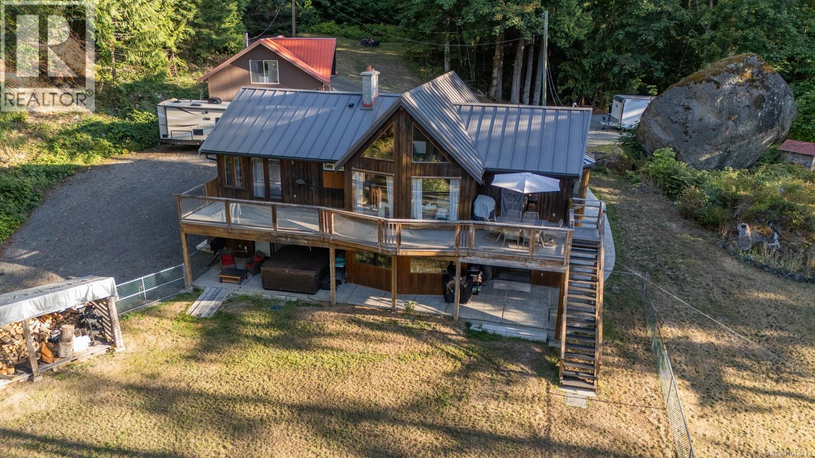 995 Nanaimo River Rd - 5