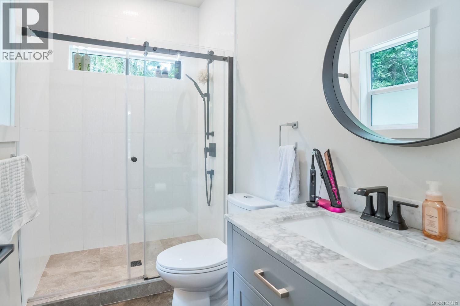 995 Nanaimo River Rd - 54
