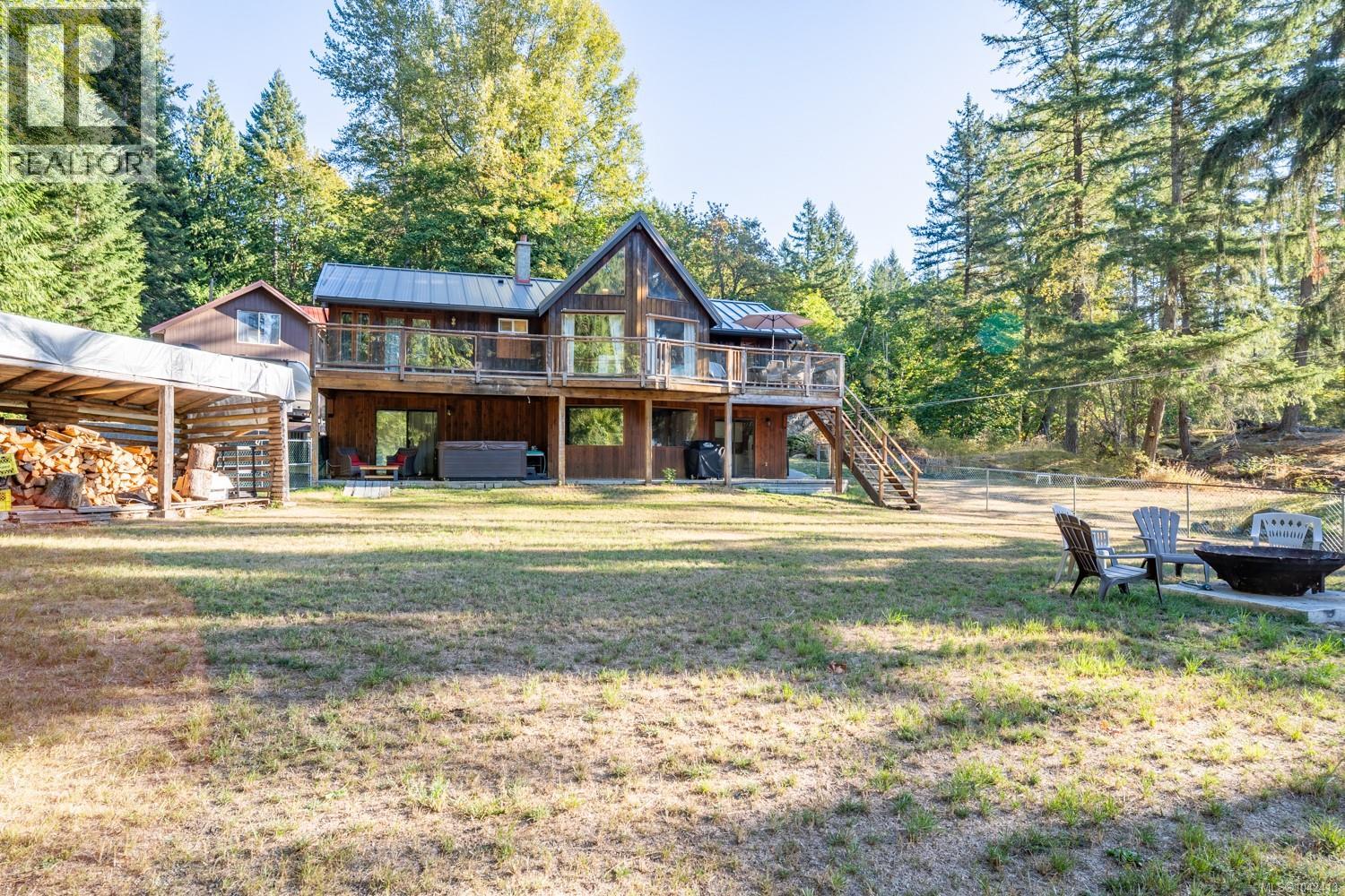 995 Nanaimo River Rd - 30