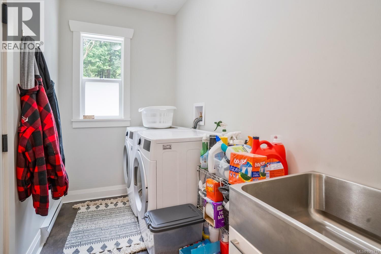 995 Nanaimo River Rd - 56
