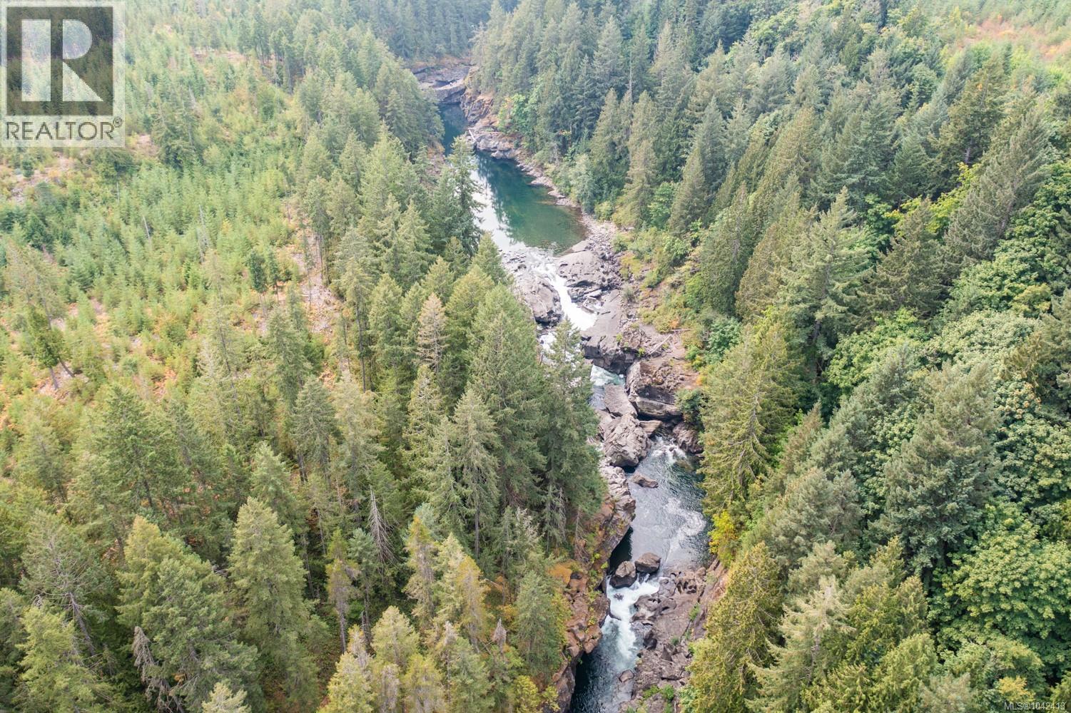 995 Nanaimo River Rd - 73