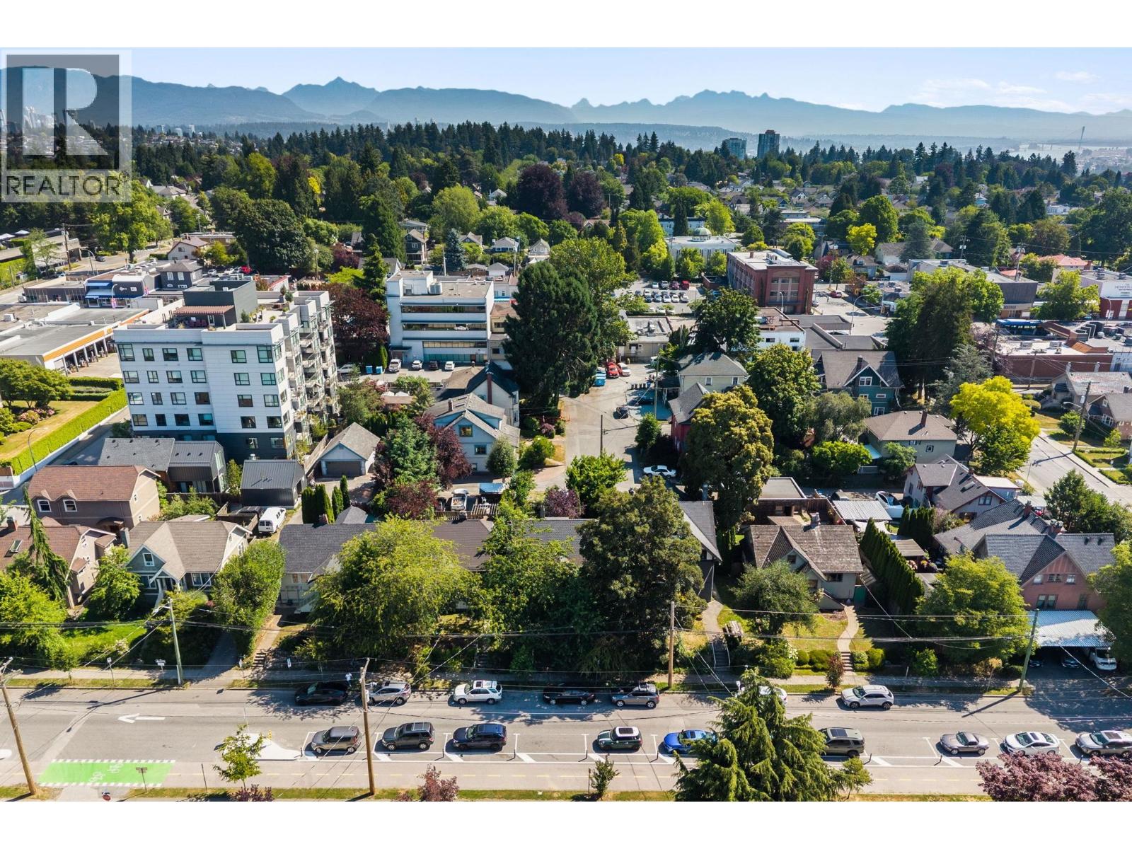 415 SEVENTH STREET, New Westminster