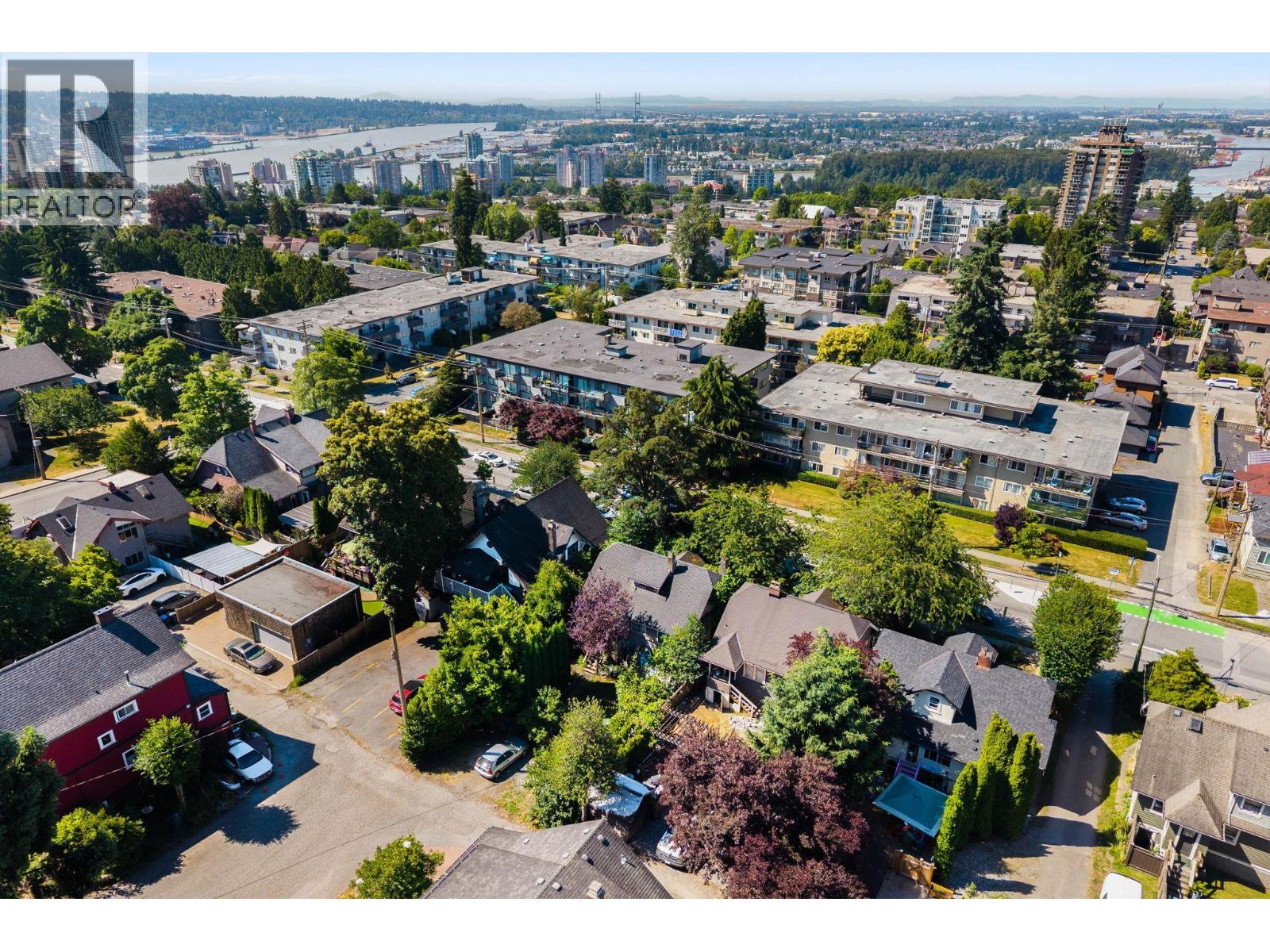 415 SEVENTH STREET, New Westminster