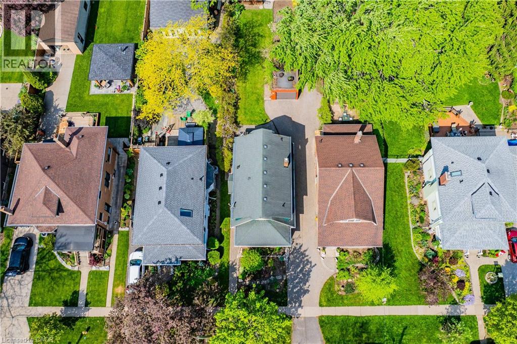 15 1/2 WOLSELEY Avenue - 23
