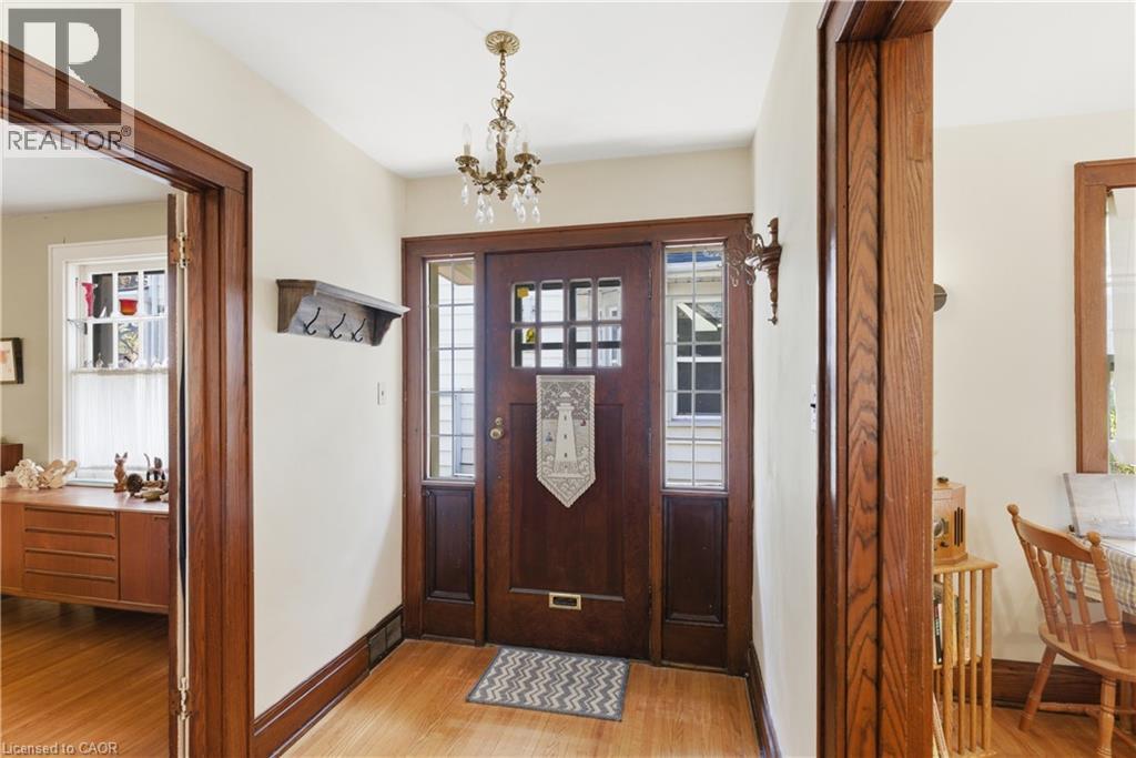 15 1/2 WOLSELEY Avenue - Image 11