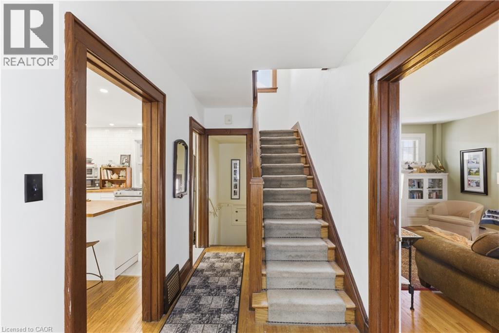 15 1/2 WOLSELEY Avenue - Image 8