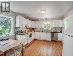 5875 Slocan River Road, Winlaw, BC V0G2J0 Photo 40