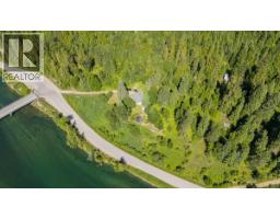 3pc Bathroom - 5875 Slocan River Road, Winlaw, BC V0G2J0 Photo 6