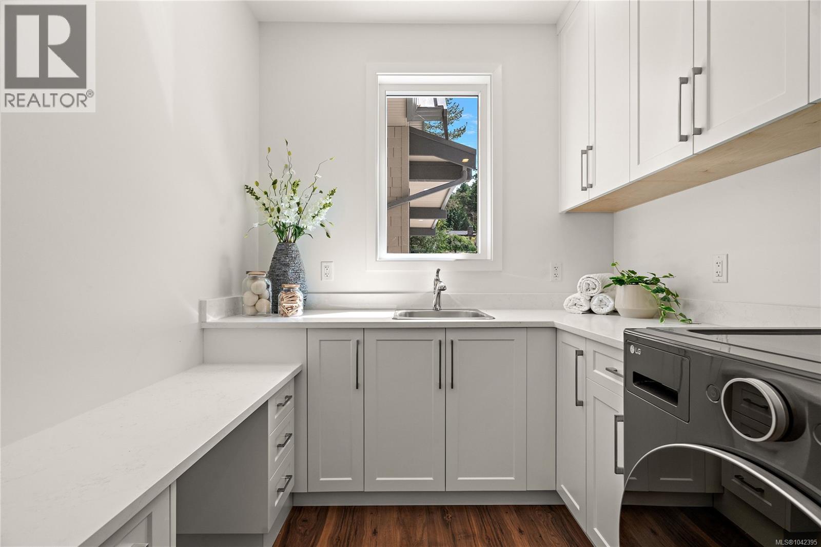 11665 Jupata Way - 37