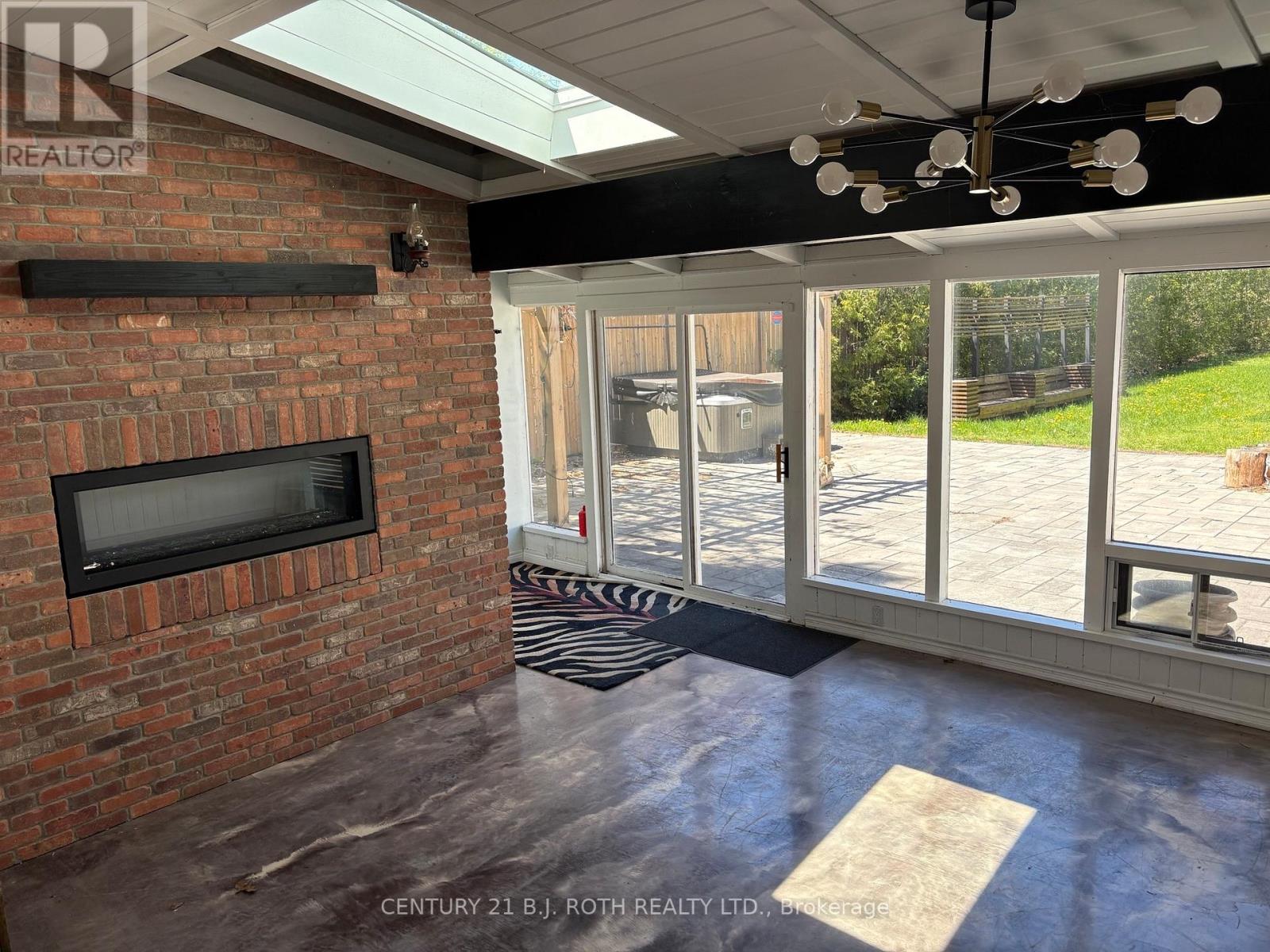 288 RIVER ROAD E - 10