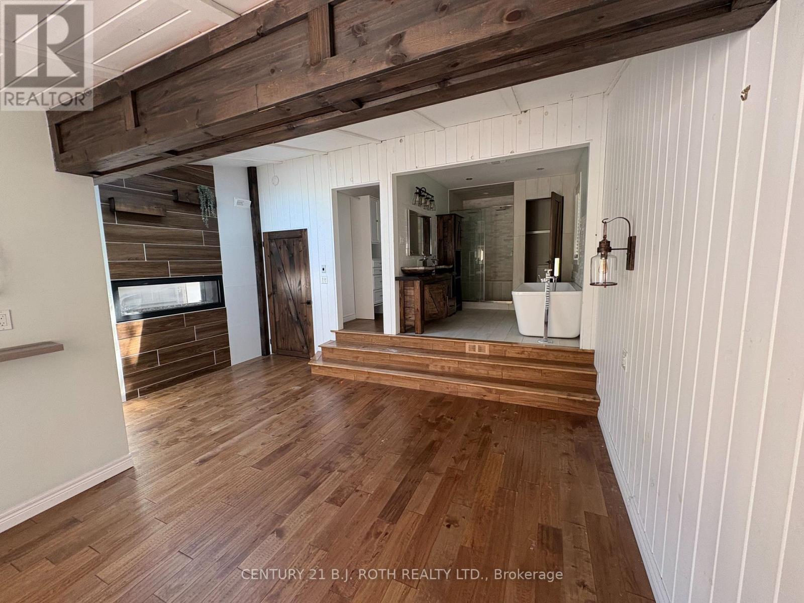 288 RIVER ROAD E - 15