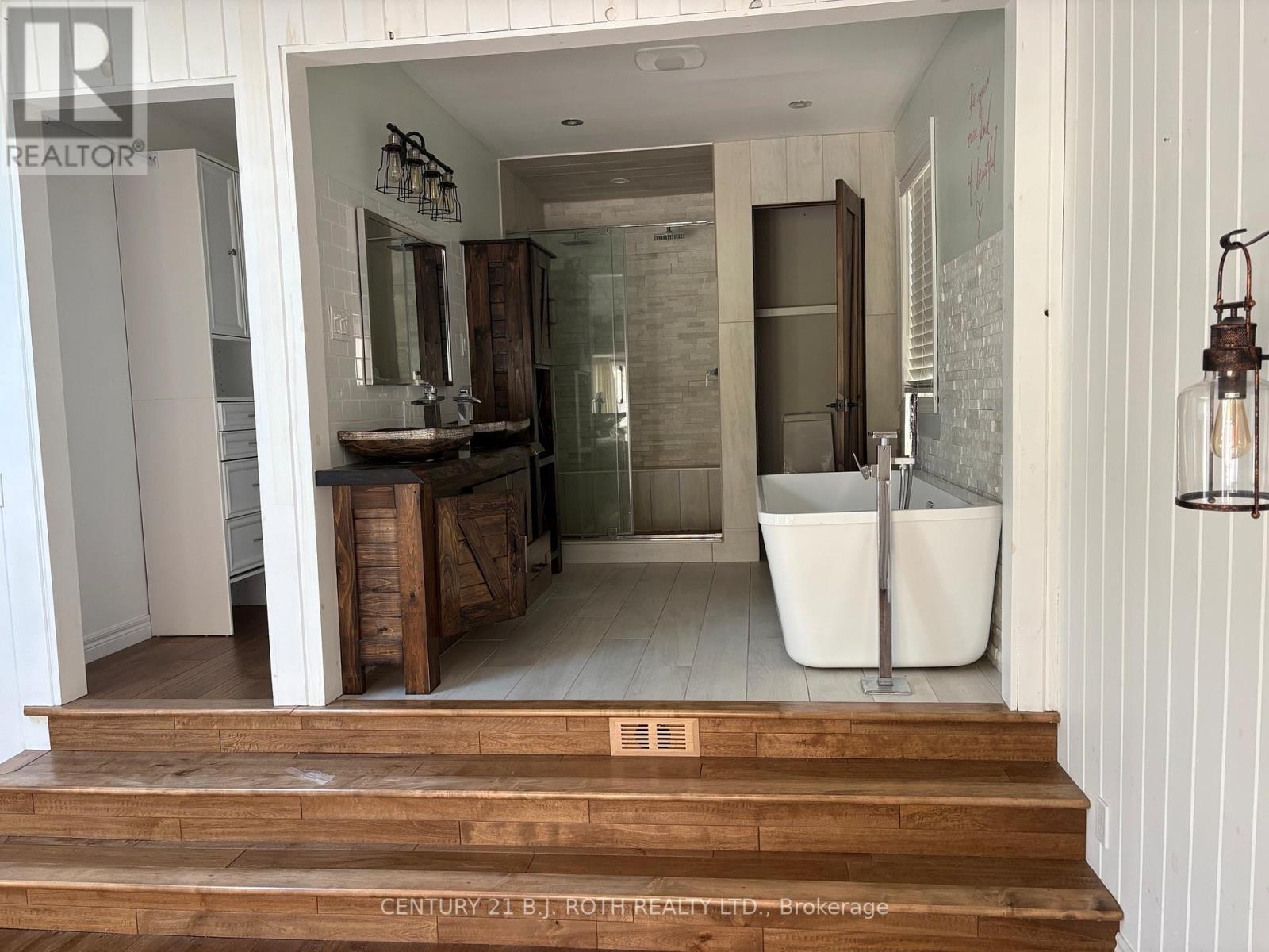 288 RIVER ROAD E - 16