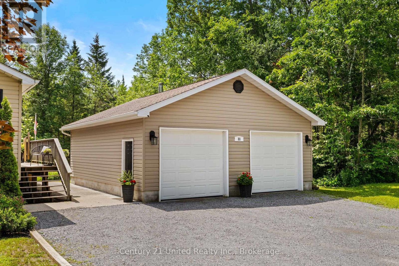 31 RIVER STREET - 48