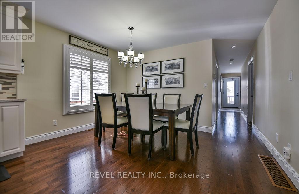 521 PINE STREET N - Image 16