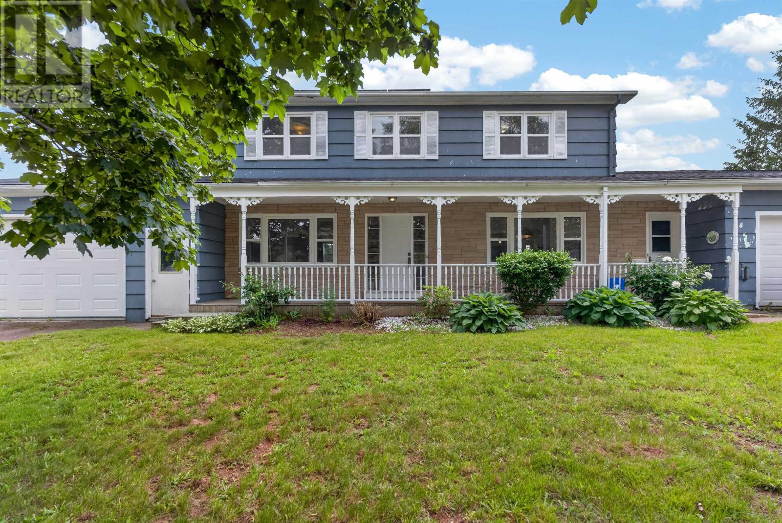 4 MacLean Avenue - Image 2