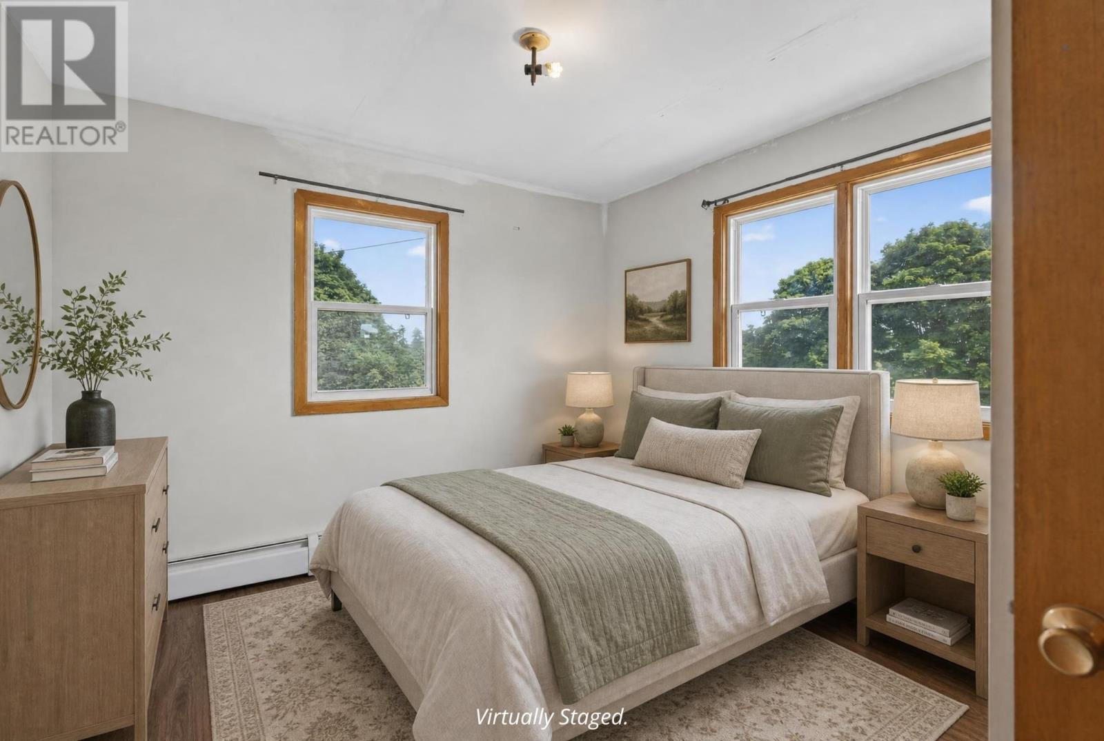 4 MacLean Avenue - Image 24