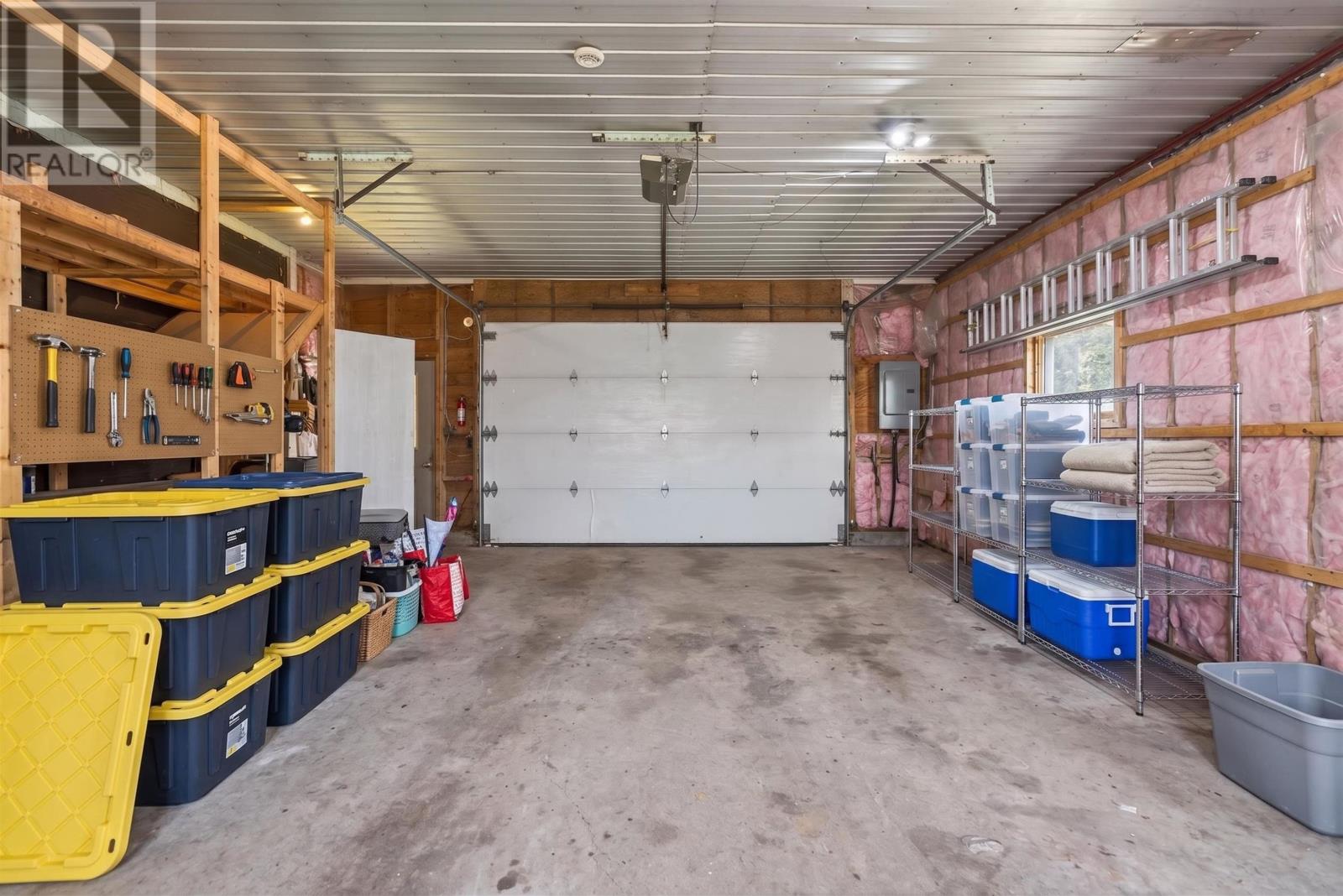 4 MacLean Avenue - Image 32