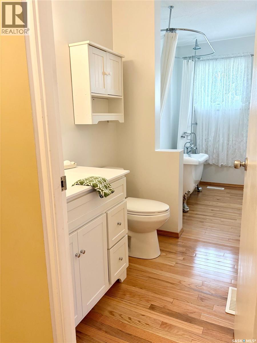 70 Clarewood CRESCENT - 11