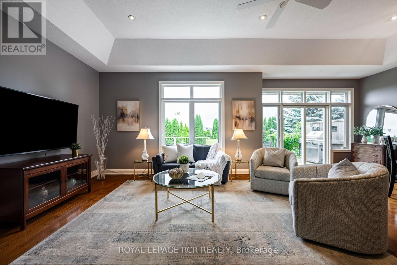 High Coffered Ceilings Open Up the Room
