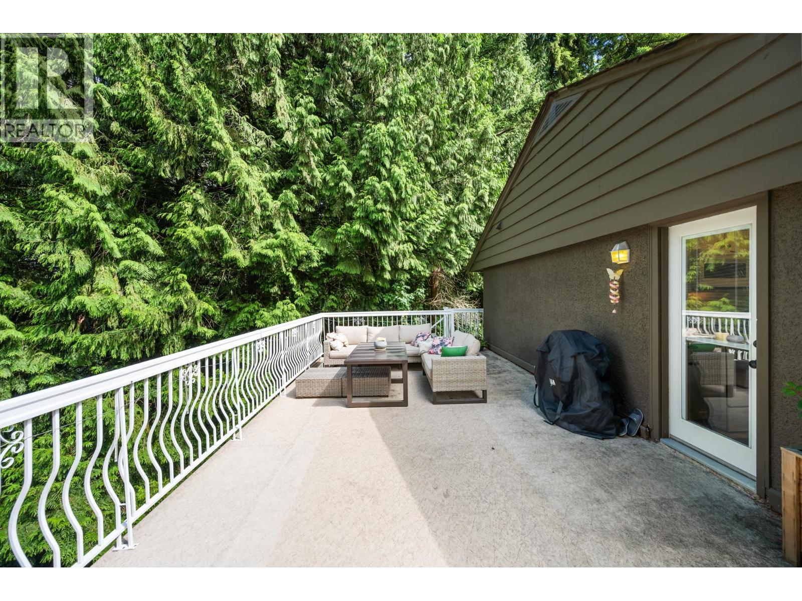 4 Bed, 2 Bath House for Sale in Coquitlam – 1001 GATENSBURY STREET, Coquitlam – MLS# R3142809 - Image 34