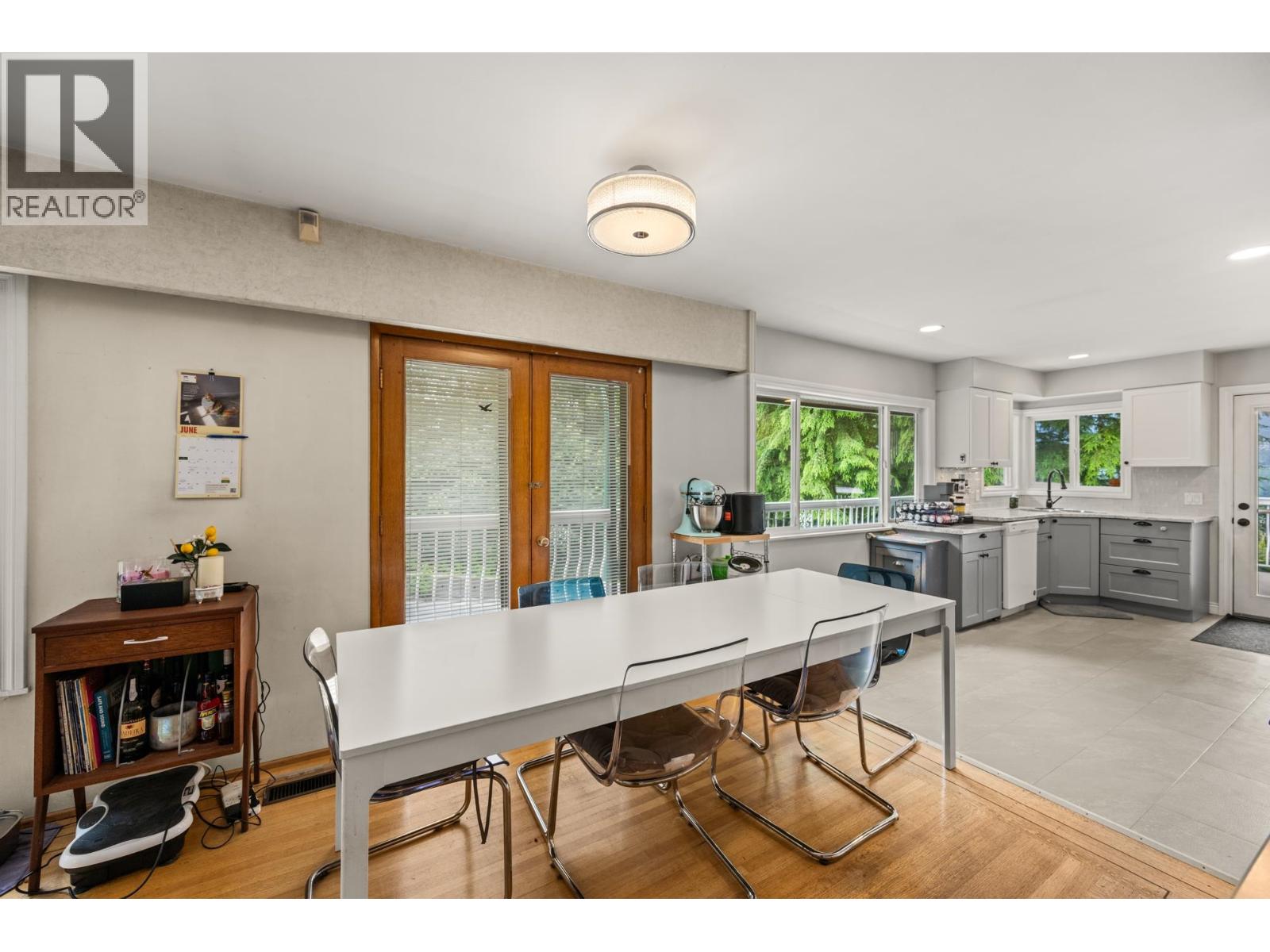 4 Bed, 2 Bath House for Sale in Coquitlam – 1001 GATENSBURY STREET, Coquitlam – MLS# R3142809 - Image 11
