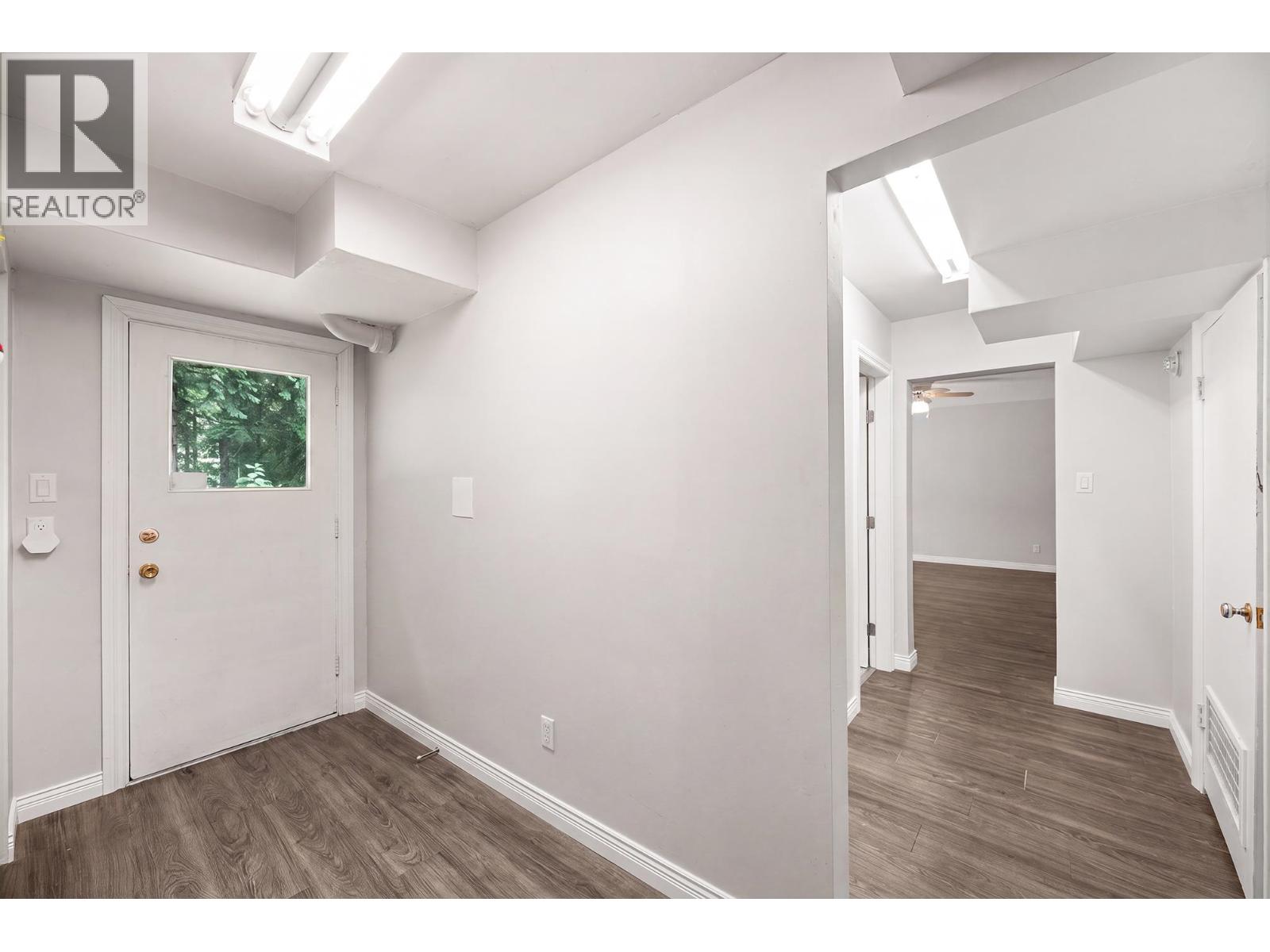 4 Bed, 2 Bath House for Sale in Coquitlam – 1001 GATENSBURY STREET, Coquitlam – MLS# R3142809 - Image 27