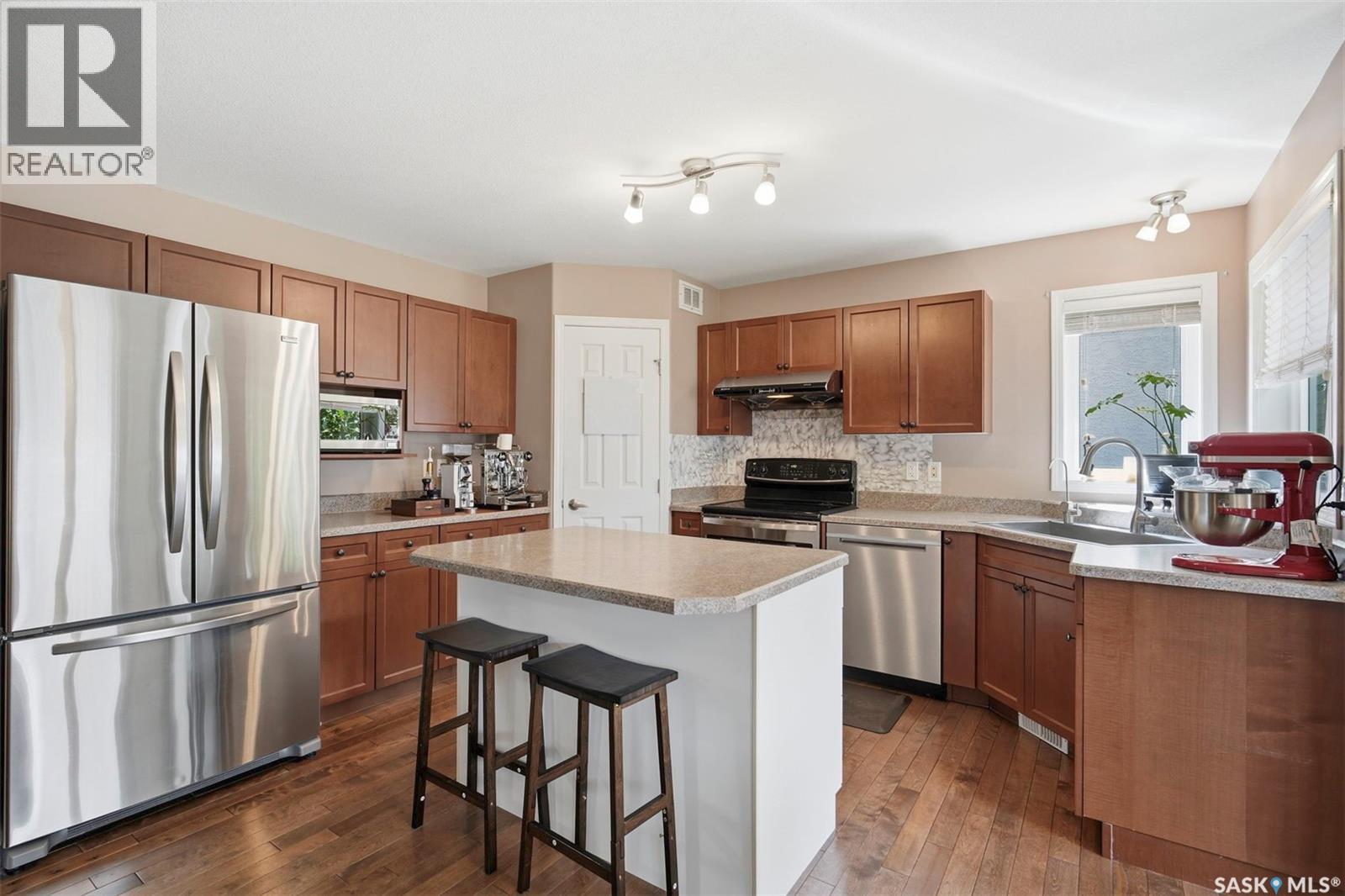 110 Robertson COVE — photo 12