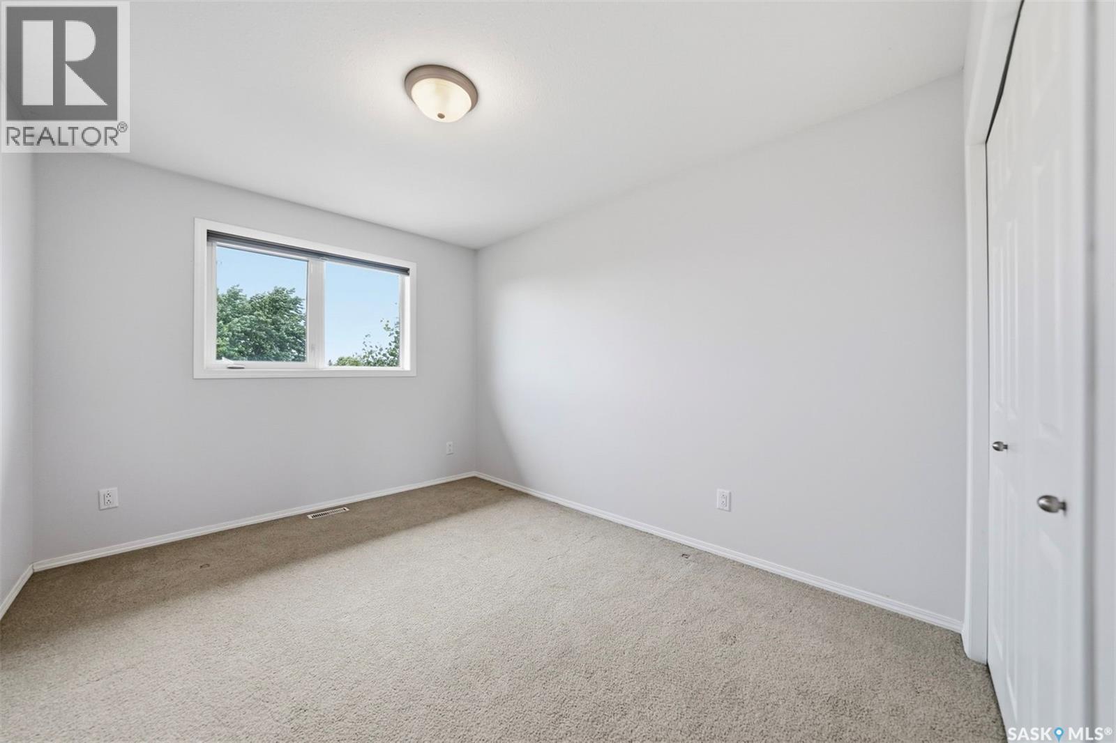 125 Meadowlark PARK — photo 18