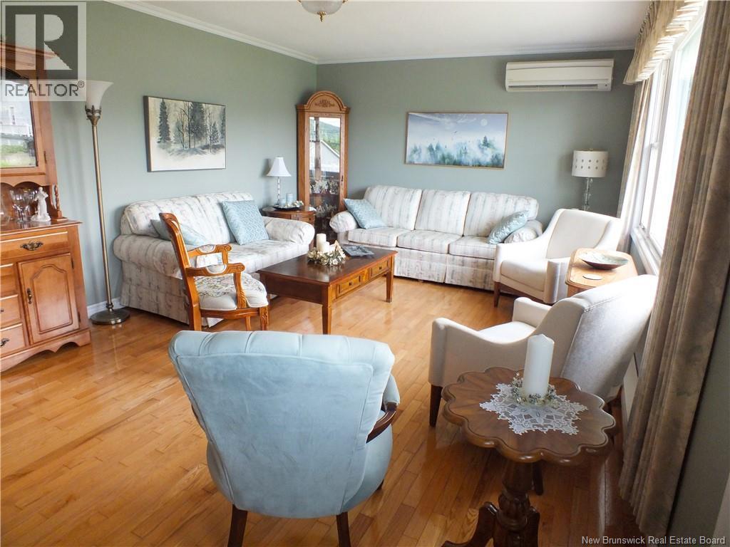 111 Bicentennial Drive - 11