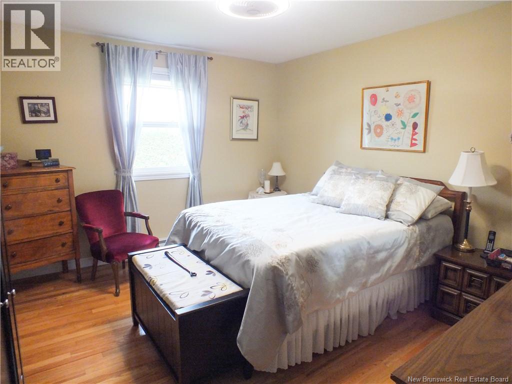 111 Bicentennial Drive - 24