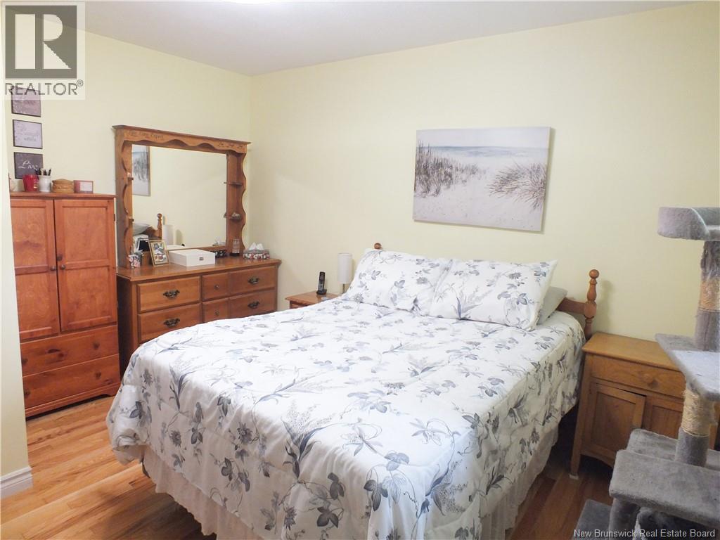 111 Bicentennial Drive - 27