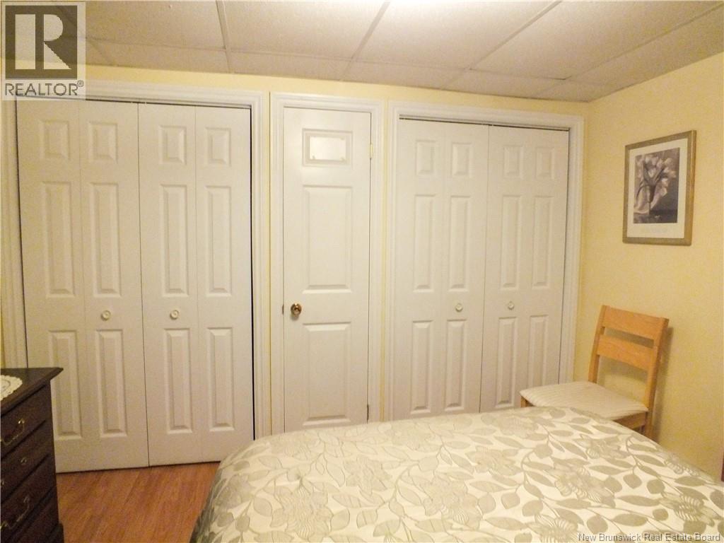 111 Bicentennial Drive - Image 33