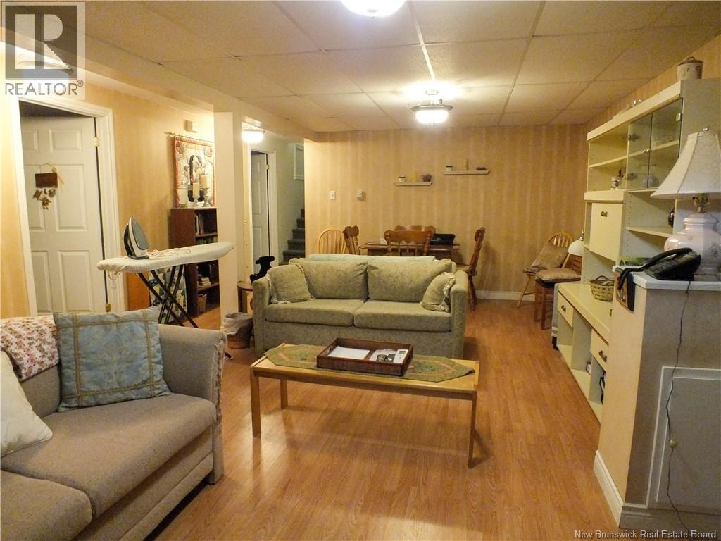 111 Bicentennial Drive - 34